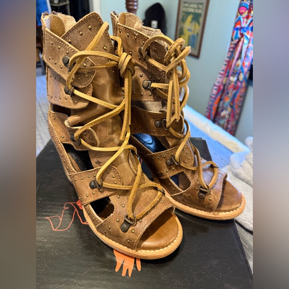 Freebird Brandy tan